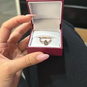 Rose gold pear shaped ring, size 6.5 helzberg diamonds